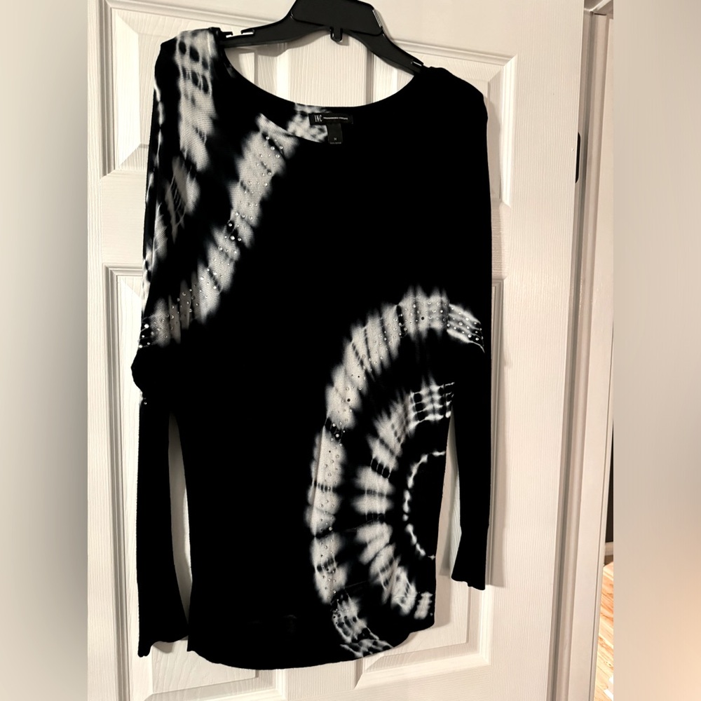 INC International Concepts sweater
